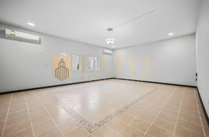 Apartment - 3 Bedrooms - 3 Bathrooms for rent in Old Airport Road - Old Airport Road - Doha