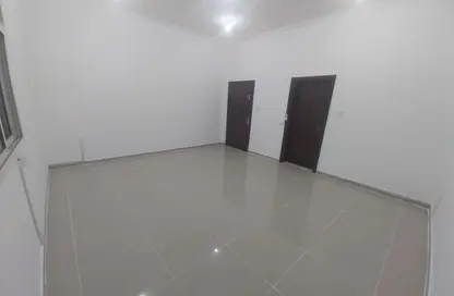 شقة - 1 حمام للايجار في شارع النعيجة - غرب الهلال - الهلال - الدوحة