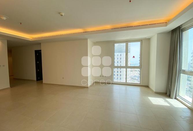 924111 - Property Image 3