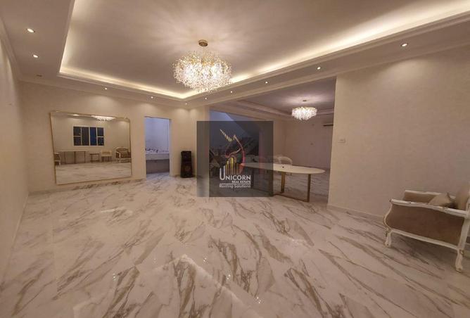 941324 - Property Image 2