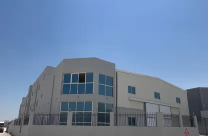 Warehouse - Studio - 3 Bathrooms for rent in Birkat Al Awamer - Al Wakra