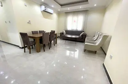 Apartment - 2 Bedrooms - 2 Bathrooms for rent in Al Mansoura - Al Mansoura - Doha
