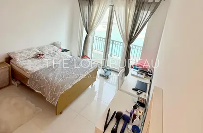 شقة - 2 غرف نوم - 3 حمامات للايجار في فيفا بحرية شرق - فيفا بحرية - جزيرة اللؤلؤة - الدوحة