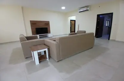 Apartment - 2 Bedrooms - 2 Bathrooms for rent in Old Airport Road - Doha