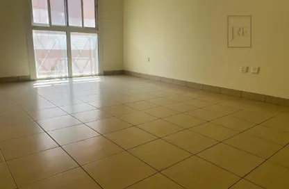 Apartment - 2 Bedrooms - 3 Bathrooms for rent in Barwa City - Mesaimeer - Doha