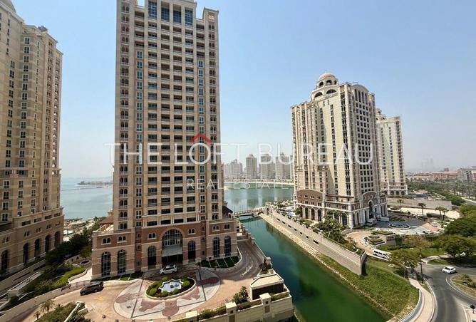 922053 - Property Image 2