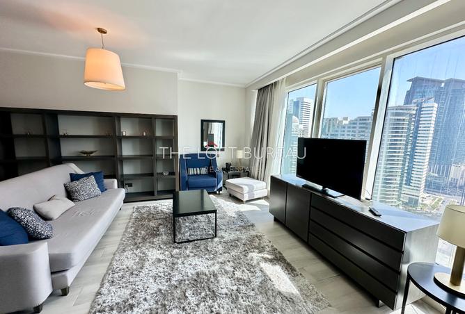 884204 - Property Image 2