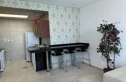 Apartment - 2 Bedrooms - 3 Bathrooms for rent in Zig Zag Tower A - Zig Zag Towers - West Bay - Doha
