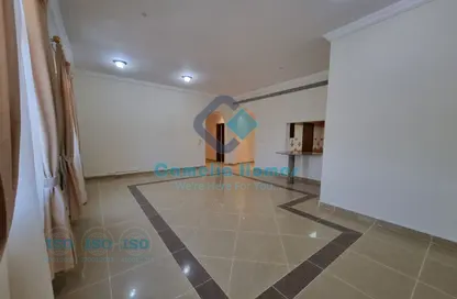 شقة - 2 غرف نوم - 2 حمامات للايجار في شارع نجمه - نجمة - الدوحة