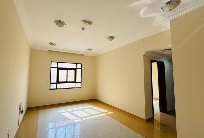 996441 - Property Image 2