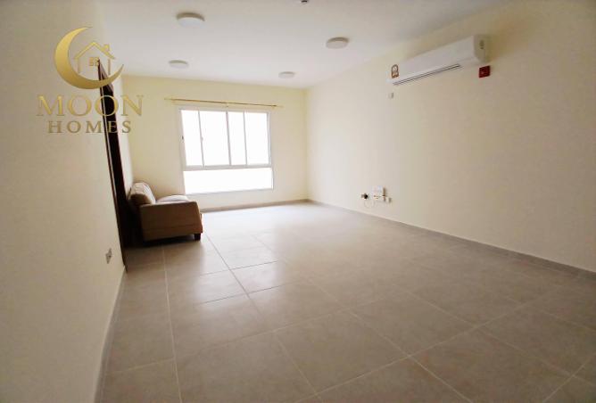 978113 - Property Image 2