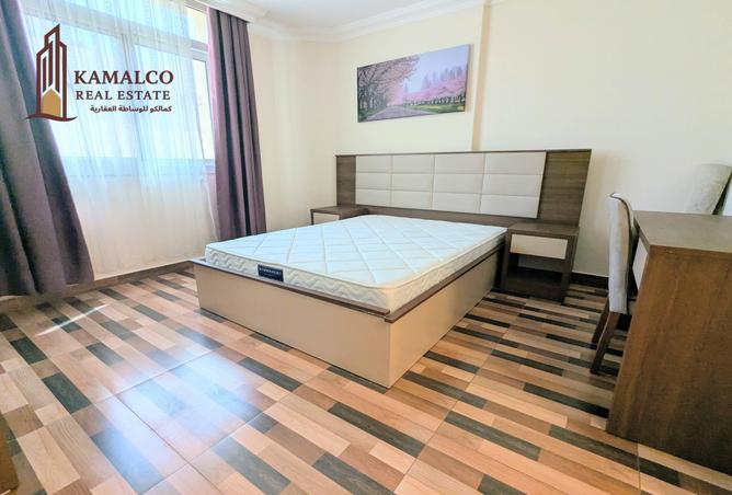 943010 - Property Image 2
