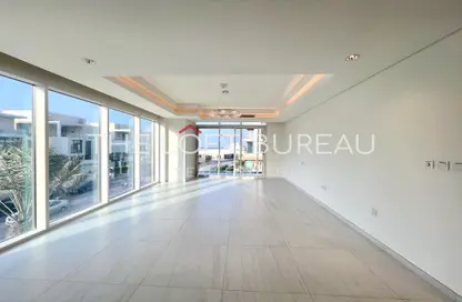 Apartment - 2 Bedrooms - 4 Bathrooms for sale in Gewan Island - The Pearl Island - Doha