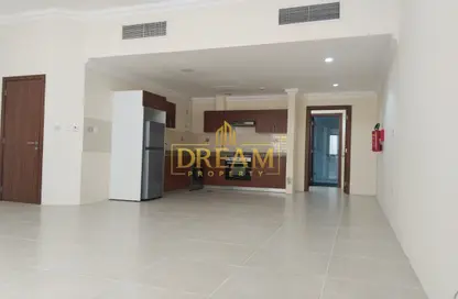 شقة - غرفة نوم - 2 حمامات للايجار في جنوب فوكس هيلس - فوكس هيلز - الوسيل