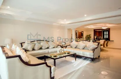 Townhouse - 2 Bedrooms - 3 Bathrooms for rent in East Porto Drive - Porto Arabia - The Pearl Island - Doha