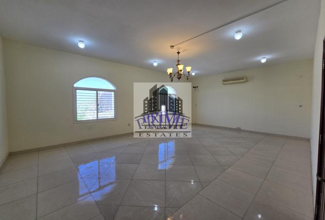 738154 - Property Main Image