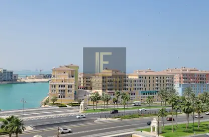 Apartment - 2 Bedrooms - 3 Bathrooms for rent in East Porto Drive - Porto Arabia - The Pearl Island - Doha