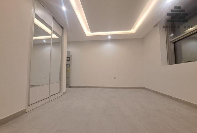895338 - Property Image 3