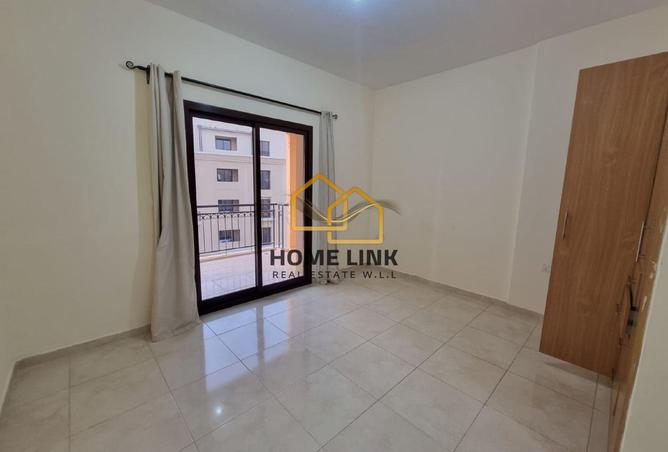 925955 - Property Image 2