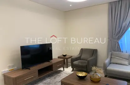 Apartment - 3 Bedrooms - 4 Bathrooms for rent in West Walk - Al Waab - Doha