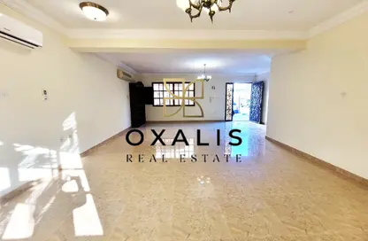 Villa - 3 Bedrooms - 3 Bathrooms for rent in Maamoura Villas - Al Maamoura - Doha