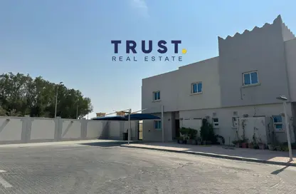 Villa - 4 Bedrooms - 6 Bathrooms for rent in Ain Khaled Villas - Ain Khaled - Doha