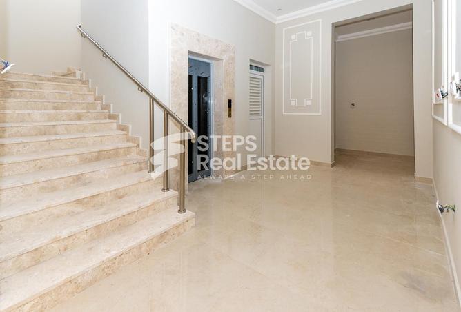 935490 - Property Image 2