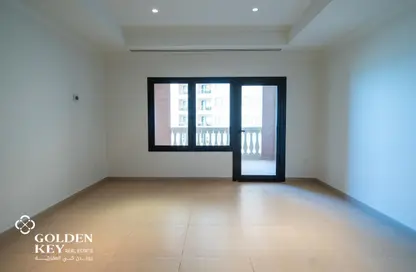 Apartment - 1 Bedroom - 2 Bathrooms for rent in West Porto Drive - Porto Arabia - The Pearl Island - Doha