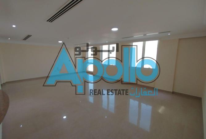 957632 - Property Image 3