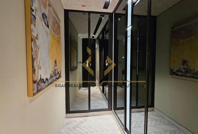 958615 - Property Image 2