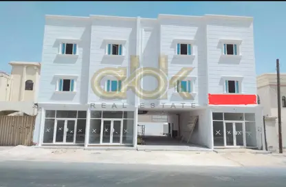 بناية كاملة - 8 غرف نوم - 8 حمامات للبيع في المها - فريج بن عمران - الدوحة