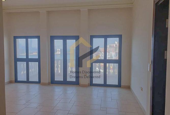 946837 - Property Image 2