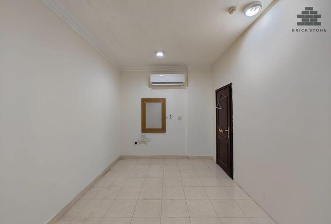 953621 - Property Image 2