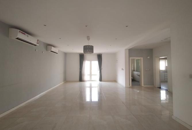 925551 - Property Image 3