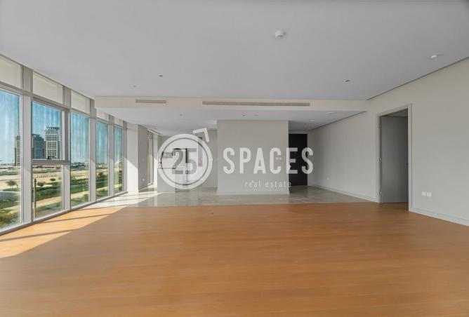 977739 - Property Image 3