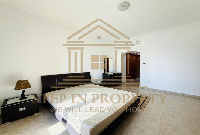 968544 - Property Image 3
