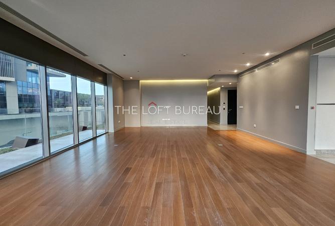 890656 - Property Image 2