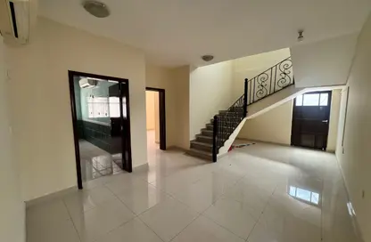 مجمع سكني - 4 غرف نوم - 5 حمامات للايجار في أم العمد - أم العمد - الشمال