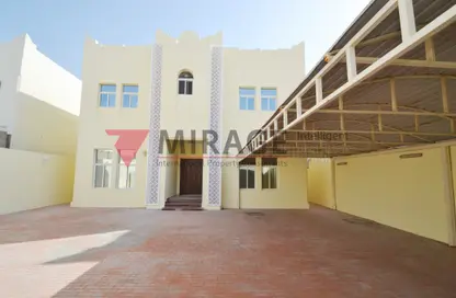 فيلا - استوديو - 5 حمامات للايجار في 871 شارع - جنوب الدحيل - الدحيل - الدوحة