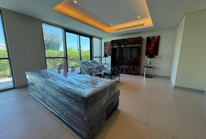 939516 - Property Image 2
