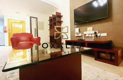 Apartment - 1 Bedroom - 1 Bathroom for rent in Al Thani Commercial building - Musheireb - Musheireb - Doha