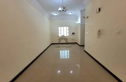 Apartment - 2 Bedrooms - 2 Bathrooms for rent in Al Mansoura - Al Mansoura - Doha