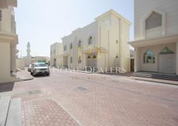 فيلا - 4 غرف نوم - 3 حمامات للكراء في منطقة مويثر - الريان - الدوحة