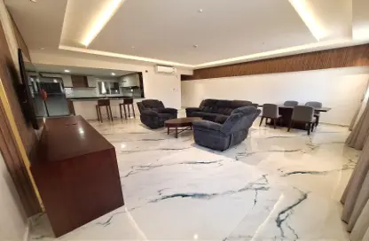 Apartment - 2 Bedrooms - 2 Bathrooms for rent in Al Mansoura - Al Mansoura - Doha