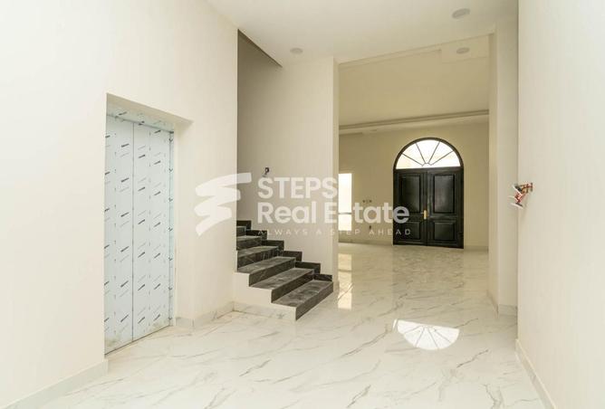946920 - Property Image 2