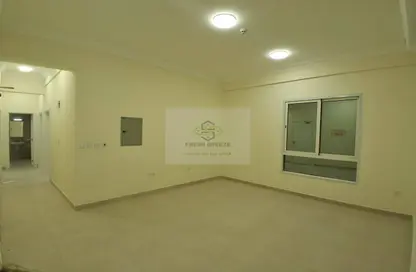 شقة - 2 غرف نوم - 2 حمامات للايجار في 28  نجمة - شارع ابن درهم - نجمة - الدوحة