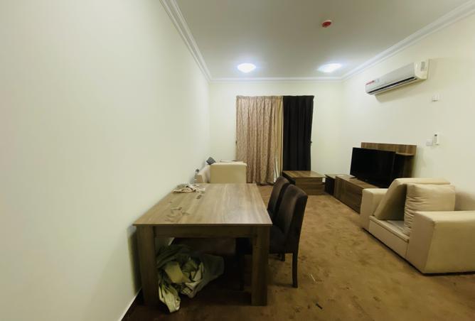 1005841 - Property Image 2