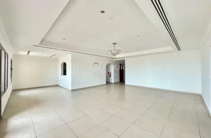 Apartment - 3 Bedrooms - 4 Bathrooms for rent in East Porto Drive - Porto Arabia - The Pearl Island - Doha