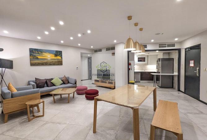 954709 - Property Image 2