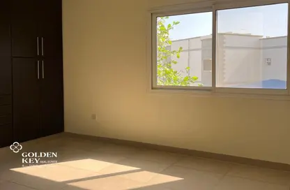 Apartment - 3 Bedrooms - 4 Bathrooms for rent in Al Shatt Street - West Bay - Doha